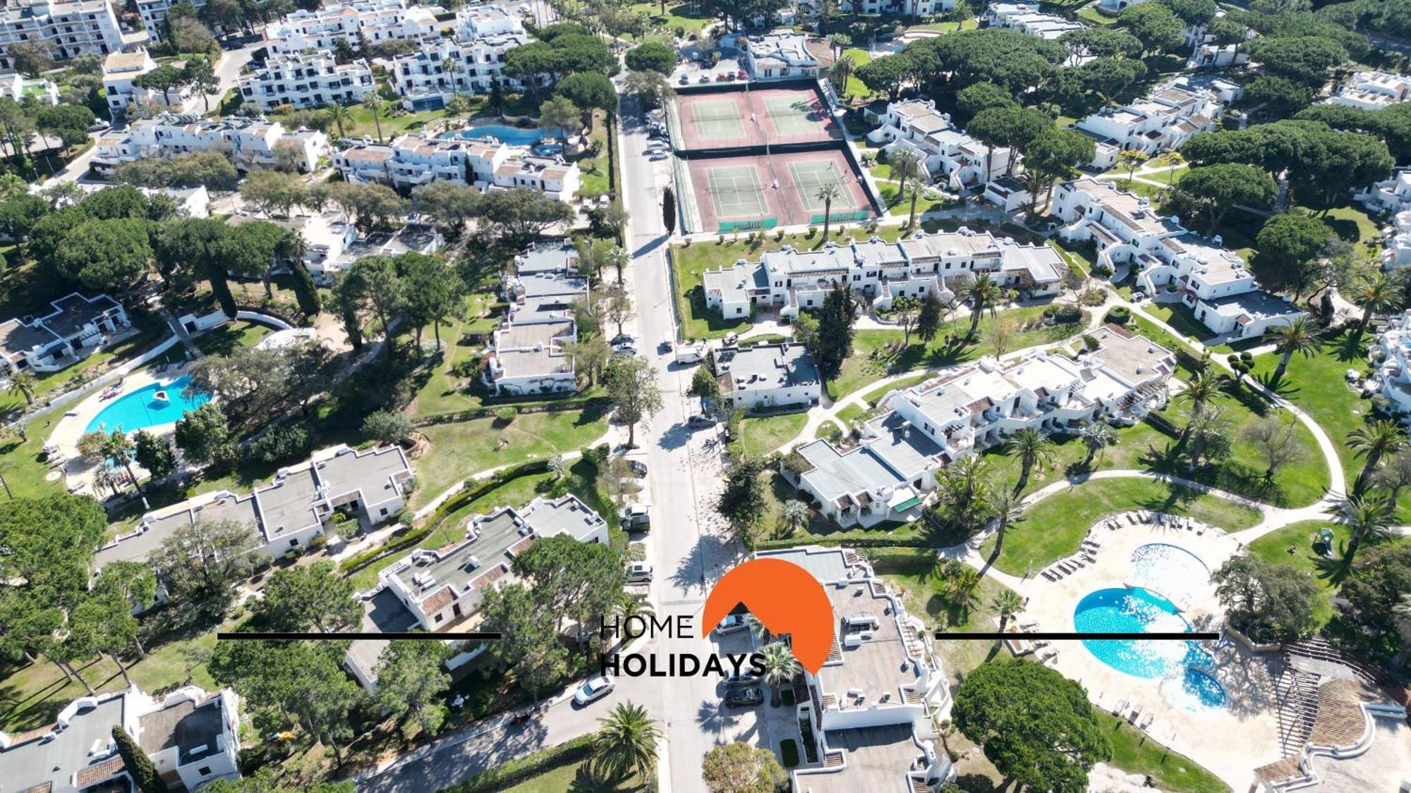 #294 T2 Com Amplo Terraco By Holidays Apartment *